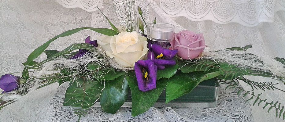 Blumen und Gestecke für Familienfeiern, Jubiläen, Taufen und andere Feierlichkeiten.